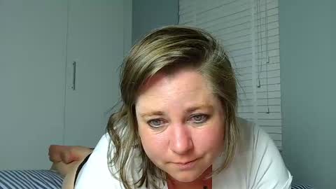 Jade online show from 11/02/25, 10:12