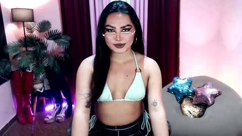 Siana online show from 11/24/25, 05:12