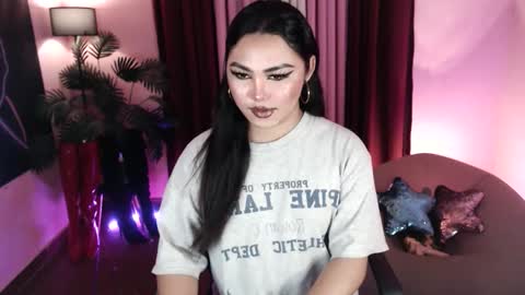 Snapshot of itsmesianaa29 chatting on 01/17/26, 04:00 Siana online show from 01/17/26, 04:00