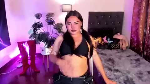 Siana online show from 06/17/26, 04:08