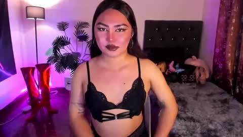 Siana online show from 06/21/26, 03:36