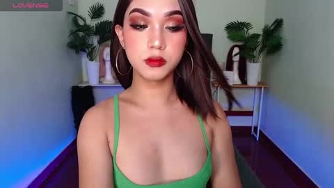 Snapshot of itsmesofiaa69 chatting on 10/11/25, 08:57 Sofia online show from 10/11/25, 08:57