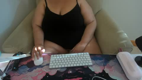 Snapshot of itsmistressxxx chatting on 06/16/26, 10:34 EBONYBBW online show from 06/16/26, 10:34