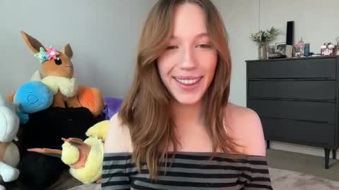 Snapshot of itssheababy chatting on 03/07/26, 03:20 Shea online show from 03/07/26, 03:20