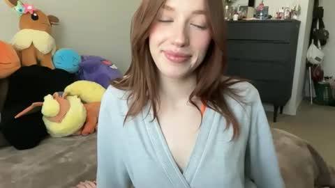 Snapshot of itssheababy chatting on 03/21/26, 03:26 Shea online show from 03/21/26, 03:26