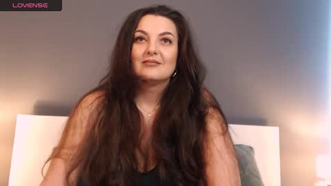 Snapshot of itsyourlady chatting on 04/16/26, 08:26 Melissa Khaan online show from 04/16/26, 08:26