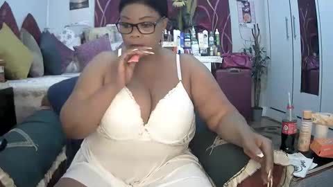 Snapshot of itumeleng74 chatting on 02/08/25, 09:57 itumeleng74 online show from 02/08/25, 09:57