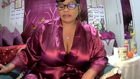 itumeleng74 online show from 07/18/26, 05:44
