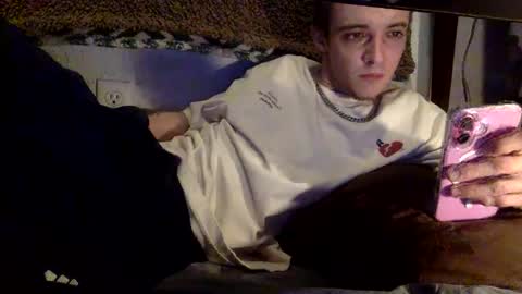 Snapshot of itzd123 chatting on 02/11/26, 12:26 itzd123 online show from 02/11/26, 12:26