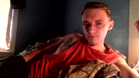 Snapshot of itzd123 chatting on 03/17/26, 06:44 itzd123 online show from 03/17/26, 06:44