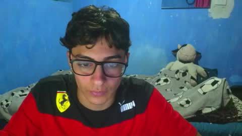Snapshot of itztomm chatting on 10/03/25, 03:14 itztomm online show from 10/03/25, 03:14