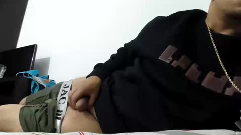 ivanfpc93 online show from 10/10/25, 04:44