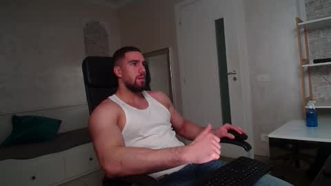 IvanHydee online show from 01/07/26, 05:43