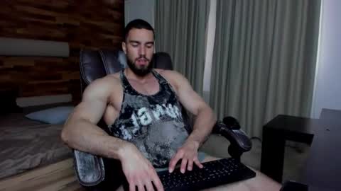IvanHydee online show from 06/24/26, 04:22