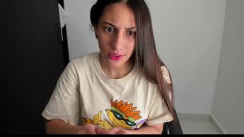 ivanna_essis online show from 01/10/25, 04:12