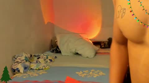 Snapshot of ivano_jones chatting on 12/21/24, 04:19 Ivano online show from 12/21/24, 04:19