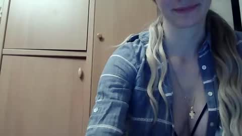 Snapshot of ivetta911 chatting on 02/11/26, 03:50 ivetta911 online show from 02/11/26, 03:50