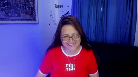 Snapshot of ivette_shaira chatting on 06/08/26, 12:38 IVETTE online show from 06/08/26, 12:38
