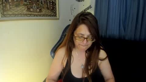 Snapshot of ivette_shaira chatting on 07/15/26, 11:37 IVETTE online show from 07/15/26, 11:37