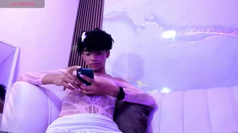 Ivon online show from 11/08/25, 04:40