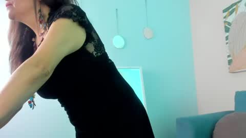 Ivonne online show from 06/12/26, 01:32