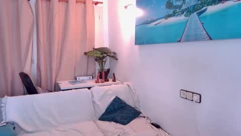 ivonneanddom online show from 11/19/25, 10:48