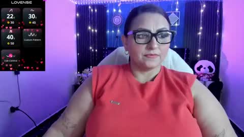 Ivonne online show from 05/02/26, 03:33