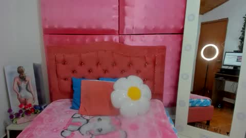 Ivonny online show from 11/18/25, 11:03