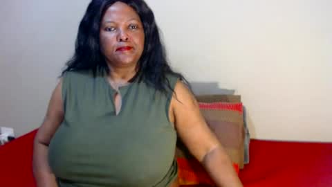 Snapshot of ivorytits48 chatting on 06/28/26, 05:46 IVORYTITS48 online show from 06/28/26, 05:46