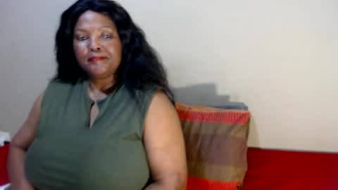 Snapshot of ivorytits48 chatting on 07/03/26, 06:09 IVORYTITS48 online show from 07/03/26, 06:09