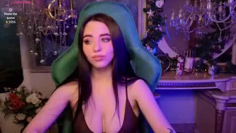 Snapshot of ivorywood_ chatting on 01/16/26, 05:50 ivorywood_ online show from 01/16/26, 05:50