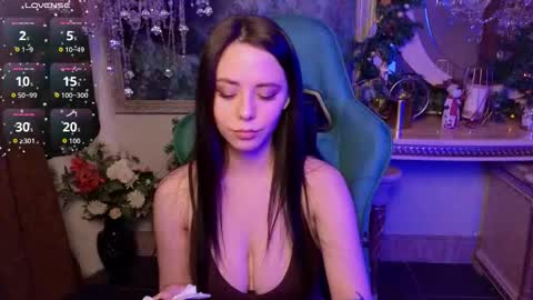 Snapshot of ivorywood_ chatting on 01/18/26, 05:28 ivorywood_ online show from 01/18/26, 05:28