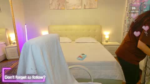 Snapshot of ivy_lovel chatting on 05/20/26, 03:24 Ivy online show from 05/20/26, 03:24