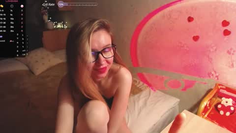 Snapshot of ivy_luv chatting on 02/13/25, 12:57 Ivy online show from 02/13/25, 12:57