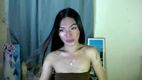 Snapshot of ivy_moorexoxo chatting on 06/19/26, 03:49 Ivy online show from 06/19/26, 03:49