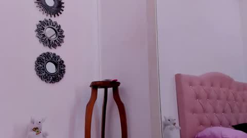 Snapshot of ivy_scorpio chatting on 02/14/26, 07:27 ivy_scorpio online show from 02/14/26, 07:27