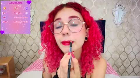 Snapshot of ivy_star1 chatting on 01/25/25, 03:19 Ivy online show from 01/25/25, 03:19