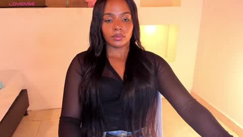 Snapshot of ivybliss8 chatting on 12/20/24, 03:21 i v y  b l i s s online show from 12/20/24, 03:21