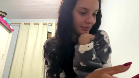 Snapshot of ivydesirer chatting on 03/27/26, 02:17 Ivy Desirer online show from 03/27/26, 02:17