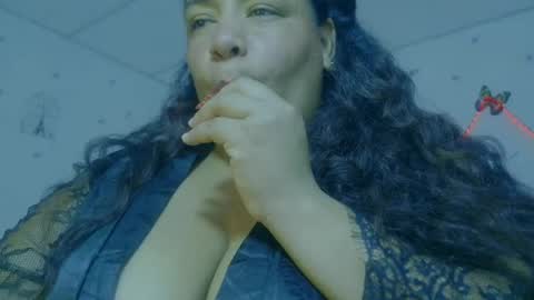 ivydesouza online show from 06/25/26, 07:51