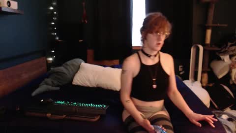 Snapshot of ivyintheparker chatting on 11/22/25, 08:08 Ivy Parker online show from 11/22/25, 08:08