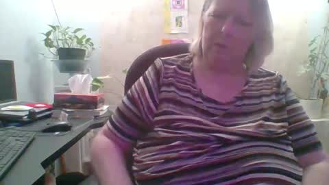 ivyjane3522 online show from 04/09/26, 01:16