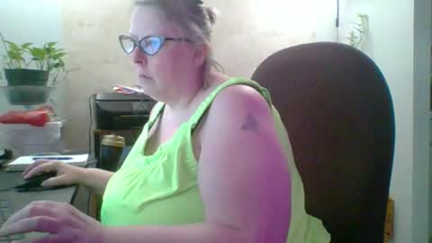 Snapshot of ivyjane3522 chatting on 05/25/26, 07:31 ivyjane3522 online show from 05/25/26, 07:31