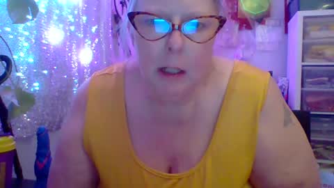 Snapshot of ivyjane3522 chatting on 07/14/26, 02:05 ivyjane3522 online show from 07/14/26, 02:05