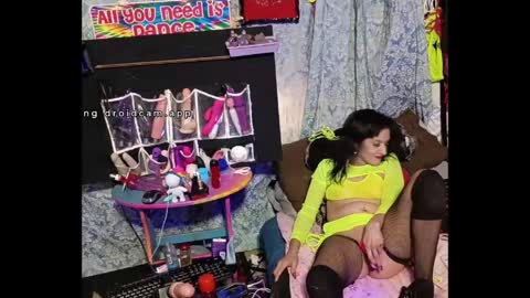 Snapshot of ivyjennifer366 chatting on 05/30/26, 05:37 ivyjennifer366 online show from 05/30/26, 05:37