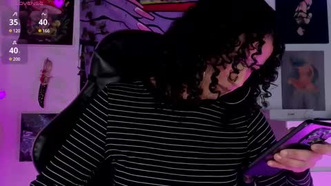 Snapshot of ivymanson_ chatting on 02/19/25, 04:22 Camila online show from 02/19/25, 04:22