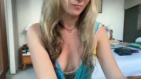 ivysagex online show from 04/09/26, 08:20