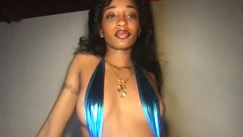 Snapshot of ivyskye_ chatting on 05/07/26, 07:30 ivyskye_ online show from 05/07/26, 07:30