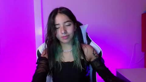 Snapshot of ivystone_ chatting on 02/06/26, 11:41 Ivy online show from 02/06/26, 11:41