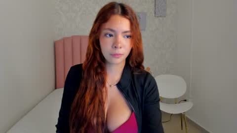 Snapshot of ivywhitmore chatting on 07/02/26, 05:35 IVANA ALEJANDRA online show from 07/02/26, 05:35